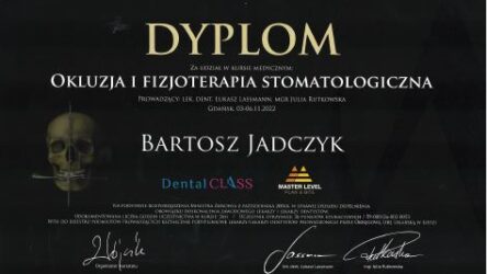 dr n. med. Bartosz Jadczyk 46
