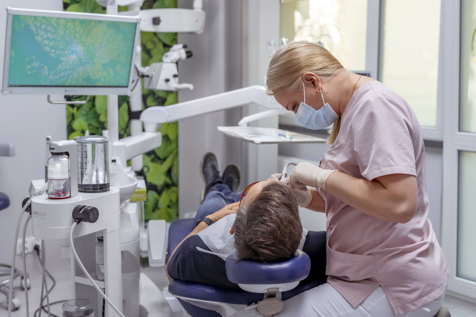 Wybielanie zębów <span>Szczecin</span> 2